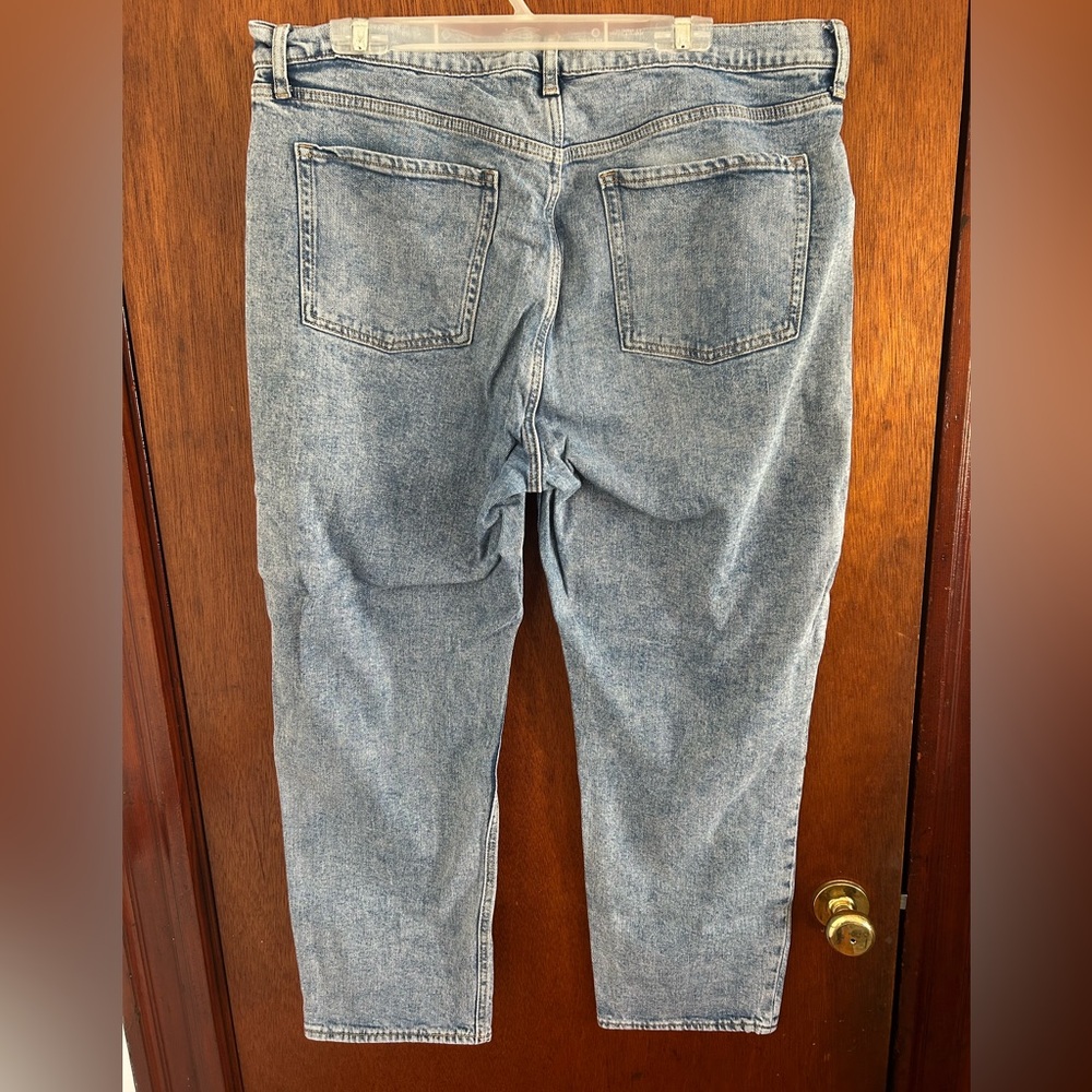 Old Navy Light Blue Denim Jeans - Picture 3 of 4
